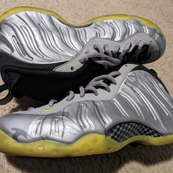 Nike Foamposites - Picture 2 of 5